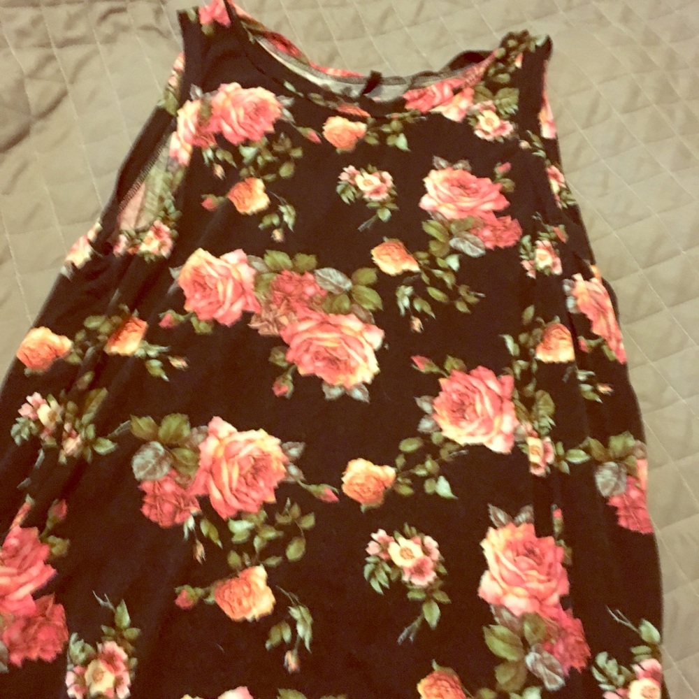 Cute floral top
